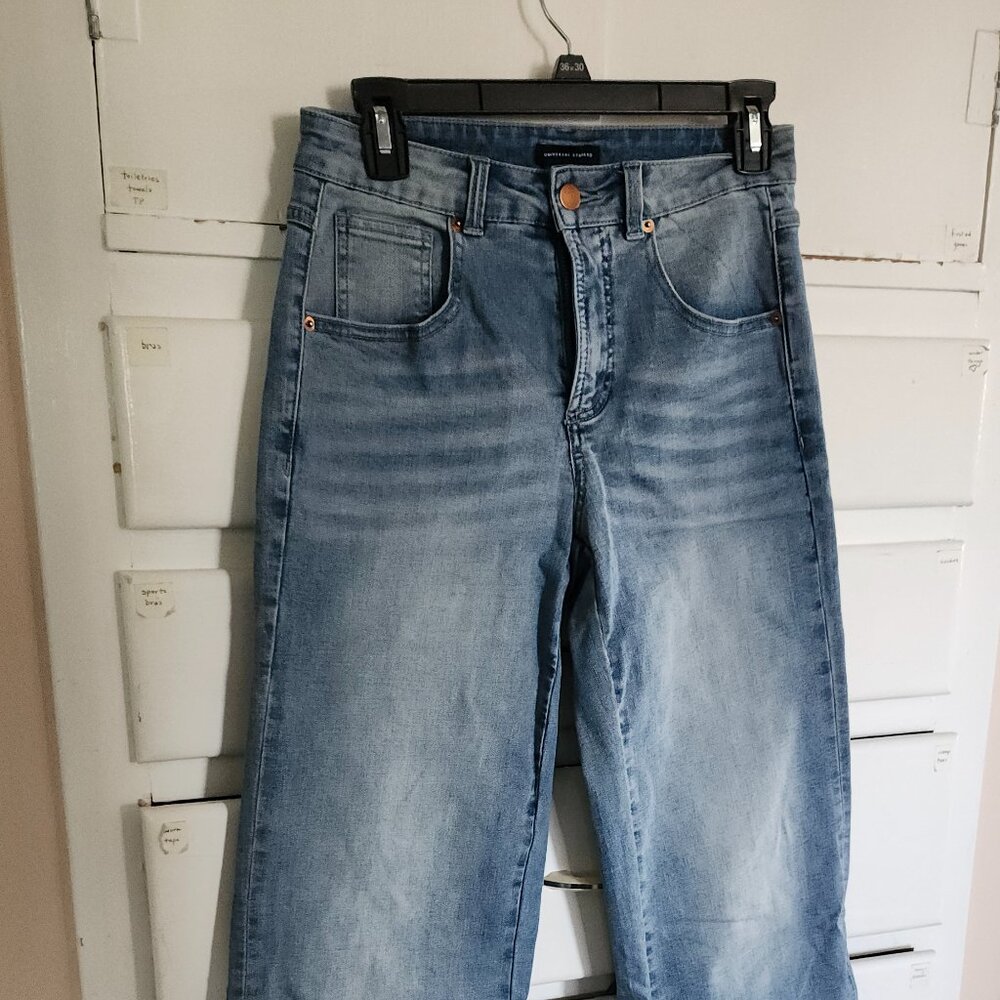 Size 4 Bae Cropped Jeans
